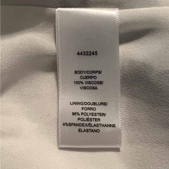 ML Monique Lhuillier NWT Floral Eyelet Skirt Size 16 Lined Romantic - Picture 13 of 13